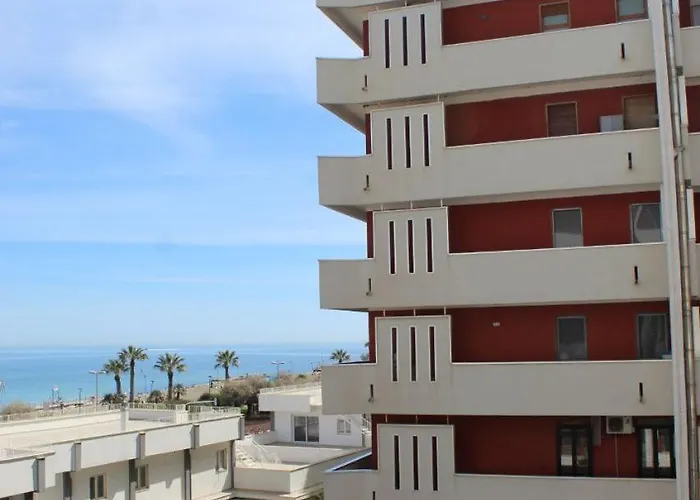 ゲストハウス Pranayama Sea View バーリ